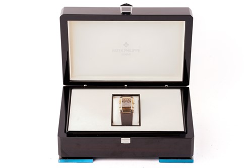 Lot 406 - A Patek Philippe Twenty~4 4920R-001, featuring...
