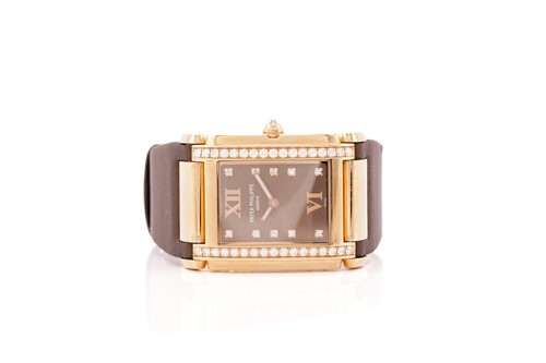 Lot 406 - A Patek Philippe Twenty~4 4920R-001, featuring...