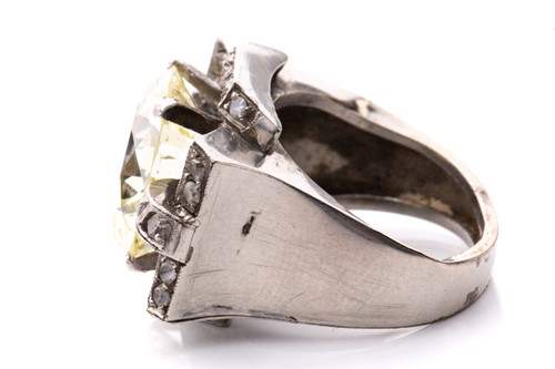 Lot 270 - An Art Deco style diamond cocktail ring,...
