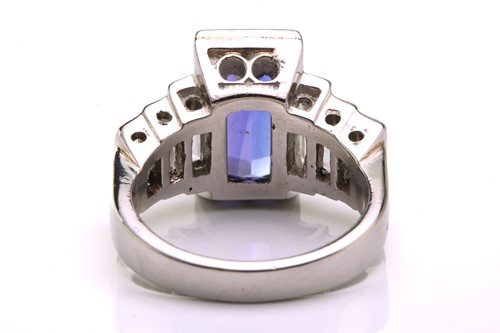 Lot 21 - An Art Deco-style platinum tanzanite and...