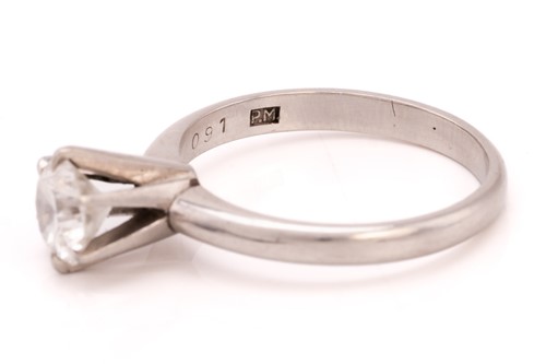Lot 90 - A diamond solitaire ring, centred with a...