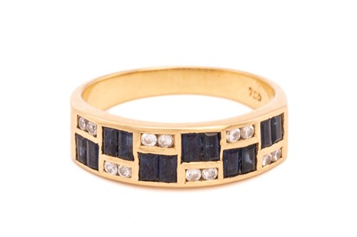 Lot 202 - A sapphire and diamond chequerboard ring...