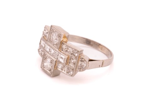 Lot 92 - A French Art Deco diamond ring, centred with a...