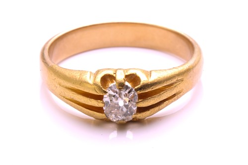 Lot 92 - A diamond gypsy ring, comprising a rectangular...