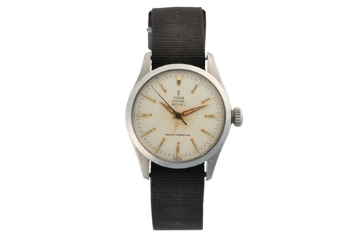 Lot 438 - A Tudor Oyster Royal watch, featuring a swiss...