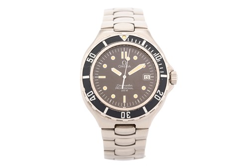Lot 408 - An Omega Seamaster professional 200m,...