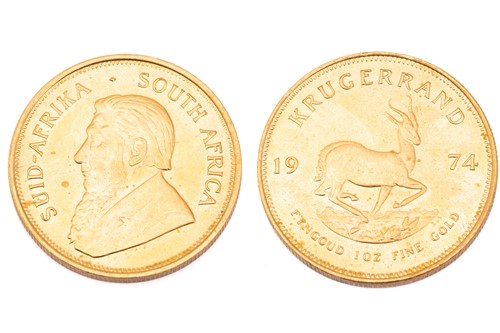 Lot 354 - A 1oz 22ct gold South Africa Krugerrand, 1974