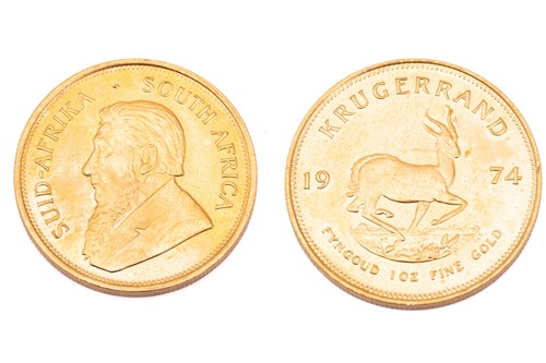 Lot 342 - A 1oz 22ct gold South Africa Krugerrand, 1974