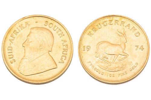Lot 360 - A 1oz 22ct gold South Africa Krugerrand, 1974
