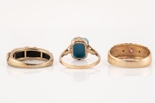 Lot 157 - Five gem-set rings in 9ct gold and another; to...
