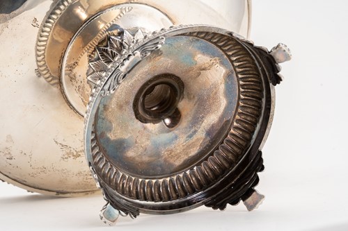 Lot 404 - A large George V silver pedestal bowl,...