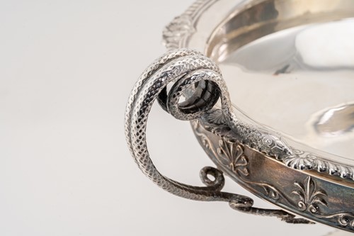 Lot 404 - A large George V silver pedestal bowl,...