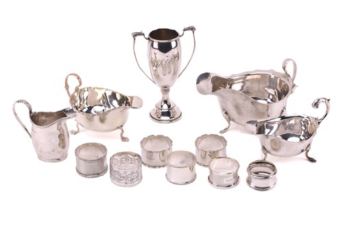 Lot 479 - A small collection of silver; including a...