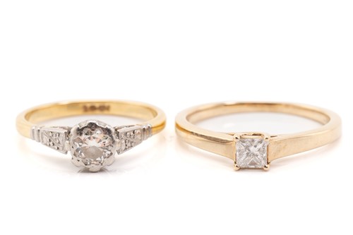 Lot 11 - Two single-stone diamond rings, the first...
