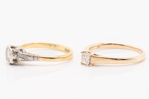 Lot 11 - Two single-stone diamond rings, the first...