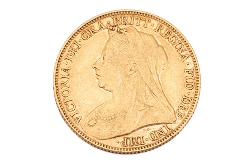 Lot 73 - A 9ct gold sovereign case with a Victorian...