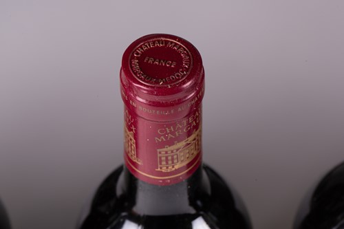 Lot 268 - A twelve bottle case of Chateau Margaux 1989...