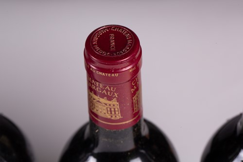 Lot 268 - A twelve bottle case of Chateau Margaux 1989...