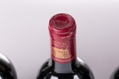 Lot 268 - A twelve bottle case of Chateau Margaux 1989...