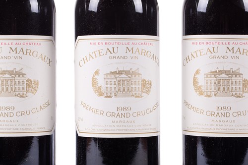 Lot 268 - A twelve bottle case of Chateau Margaux 1989...