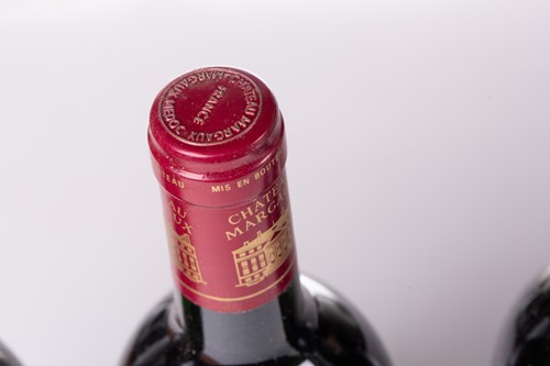 Lot 268 - A twelve bottle case of Chateau Margaux 1989...
