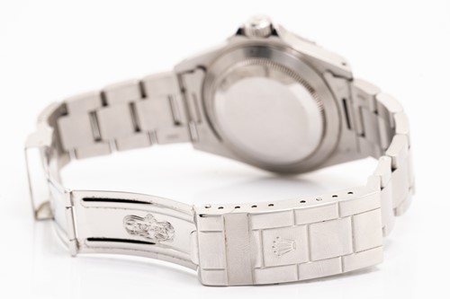 Lot 373 - A Rolex Submariner ref. 14060M featuring an...