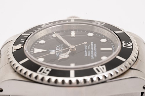 Lot 373 - A Rolex Submariner ref. 14060M featuring an...
