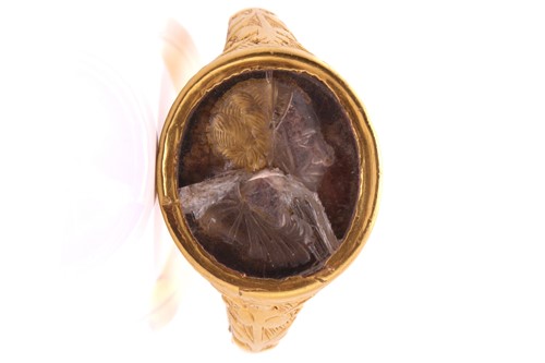 Lot 273 - A Post-Medieval intaglio ring, circa 1575-1650,...