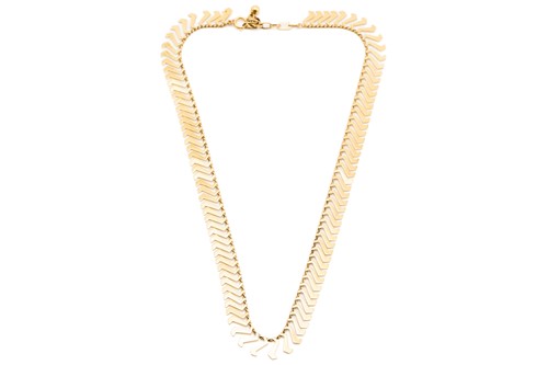 Lot 208 - A fringe necklace in 9ct yellow gold,...