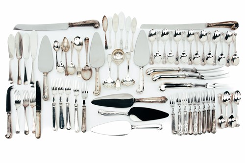 Lot 487 - A mixed collection of various modern silver...