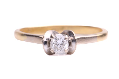 Lot 50 - A single stone diamond ring; the round...