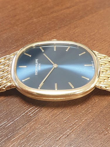 Lot 362 - A Patek Philippe Ellipse d´Or 18k yellow gold...