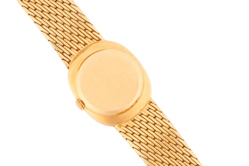 Lot 362 - A Patek Philippe Ellipse d´Or 18k yellow gold...