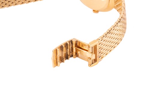 Lot 362 - A Patek Philippe Ellipse d´Or 18k yellow gold...