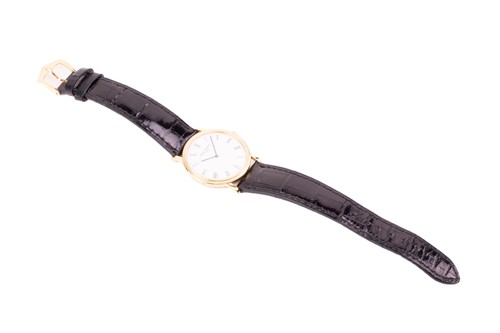 Lot 345 - A Patek Philippe Calatrava 18k yellow gold...