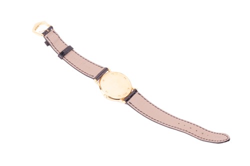 Lot 345 - A Patek Philippe Calatrava 18k yellow gold...