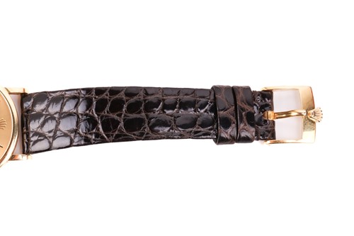 Lot 386 - A Rolex Cellini ref. 5112/8 18ct yellow gold...
