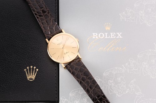 Lot 386 - A Rolex Cellini ref. 5112/8 18ct yellow gold...