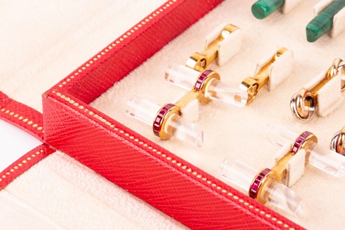 Lot 116 - Cartier - interchangeable baton cufflinks set...
