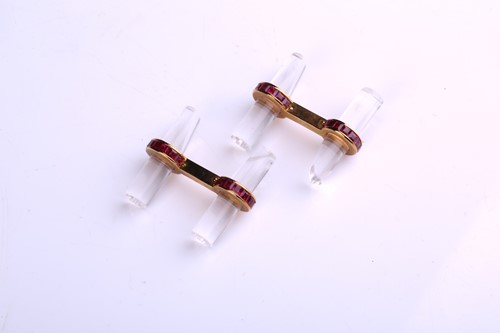 Lot 116 - Cartier - interchangeable baton cufflinks set...