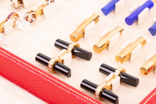 Lot 116 - Cartier - interchangeable baton cufflinks set...