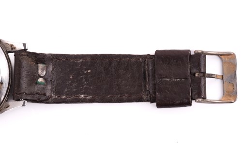 Lot 329 - An early 1950s Omega RAF 2777-1...