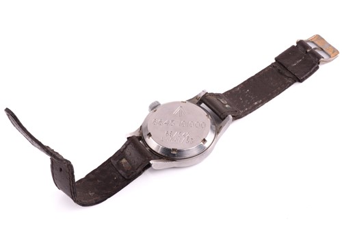 Lot 329 - An early 1950s Omega RAF 2777-1...