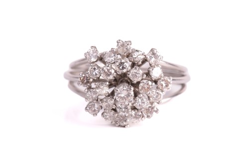 Lot 38 - A diamond cluster ring, comprising...