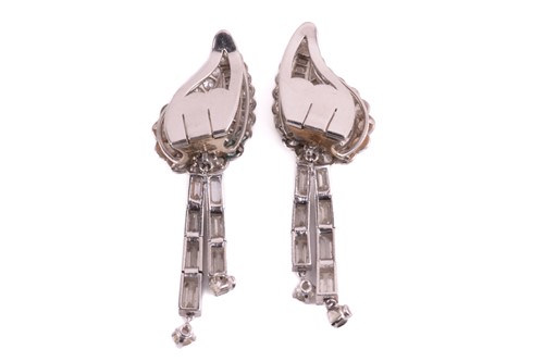 Lot 165 - A pair of Art Deco day and night diamond...