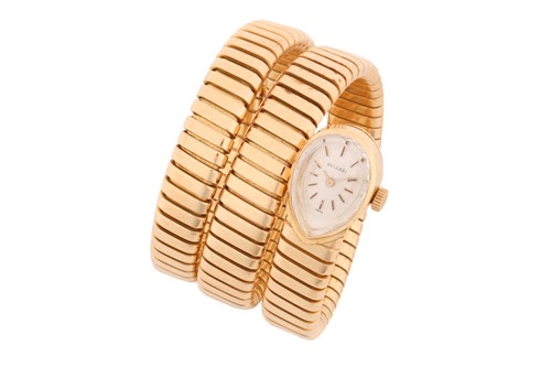Lot 368 - An 18-carat gold Bulgari Bvlgari 'Serpenti'...