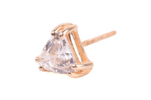 Lot 253 - A diamond stud earring, set with a trillion...