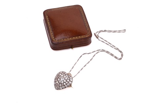 Lot 61 - A Victorian diamond heart pendant, circa 1900,...