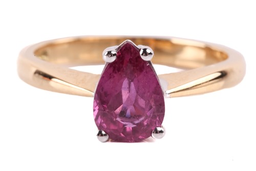 Lot 100 - A pink sapphire single-stone ring in 18ct...