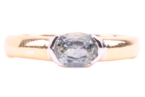 Lot 256 - A parti-coloured sapphire ring in 18ct gold,...